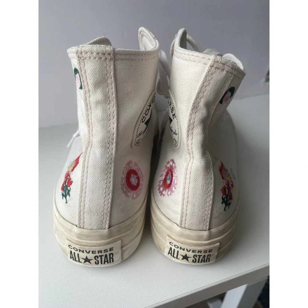 Converse Chuck Taylor All Star Lift Platform Sz 7.5 Embroidered Floral Ltd Ed